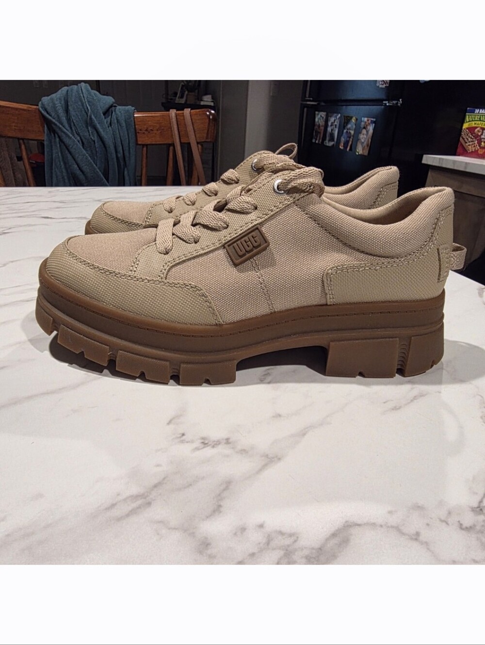 UGG Ashton Hybrid Canvas Oxford Sneakers Womens Size 7.5